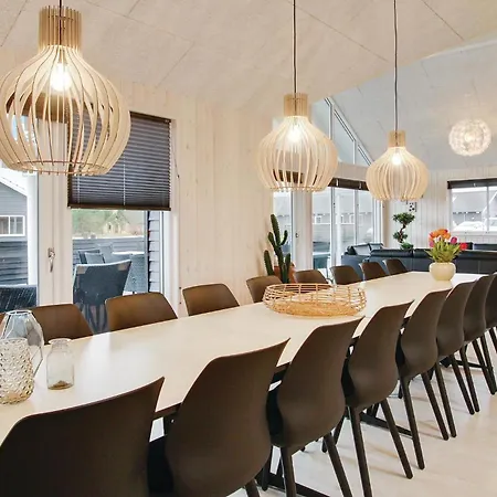 Gorgeous Home In Blavand With Sauna *