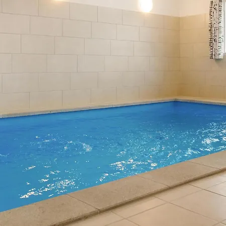 In With Indoor Swimming Pool Casa de Férias