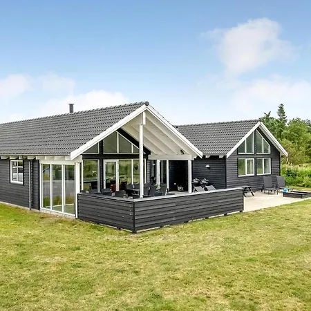 Gorgeous Home In Blavand With Sauna Prázdninový dům